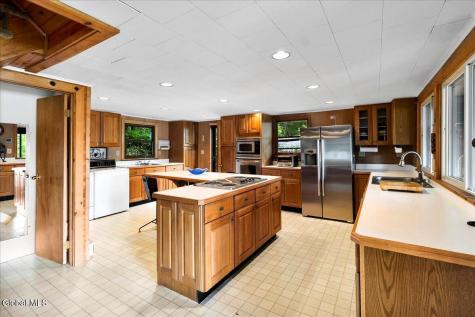 9 Chippewa Loop Brant Lake NY 12815