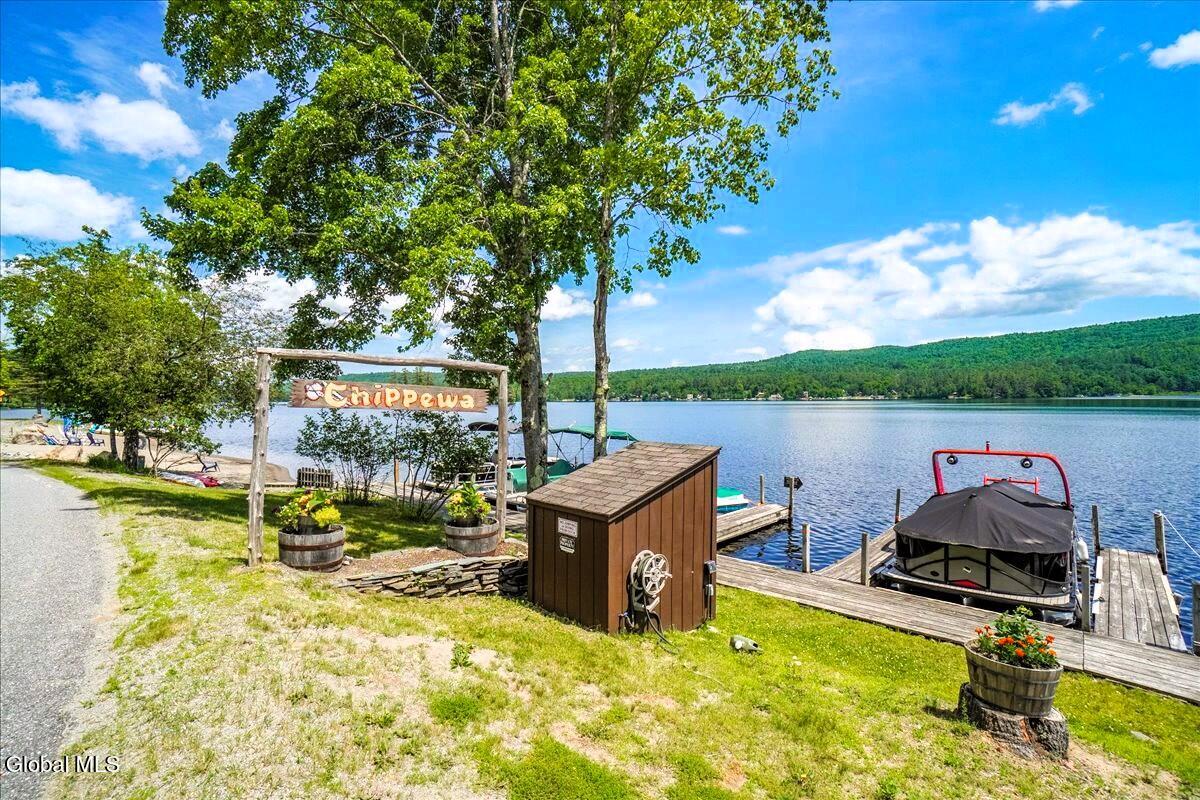 9 Chippewa Loop Brant Lake NY 12815