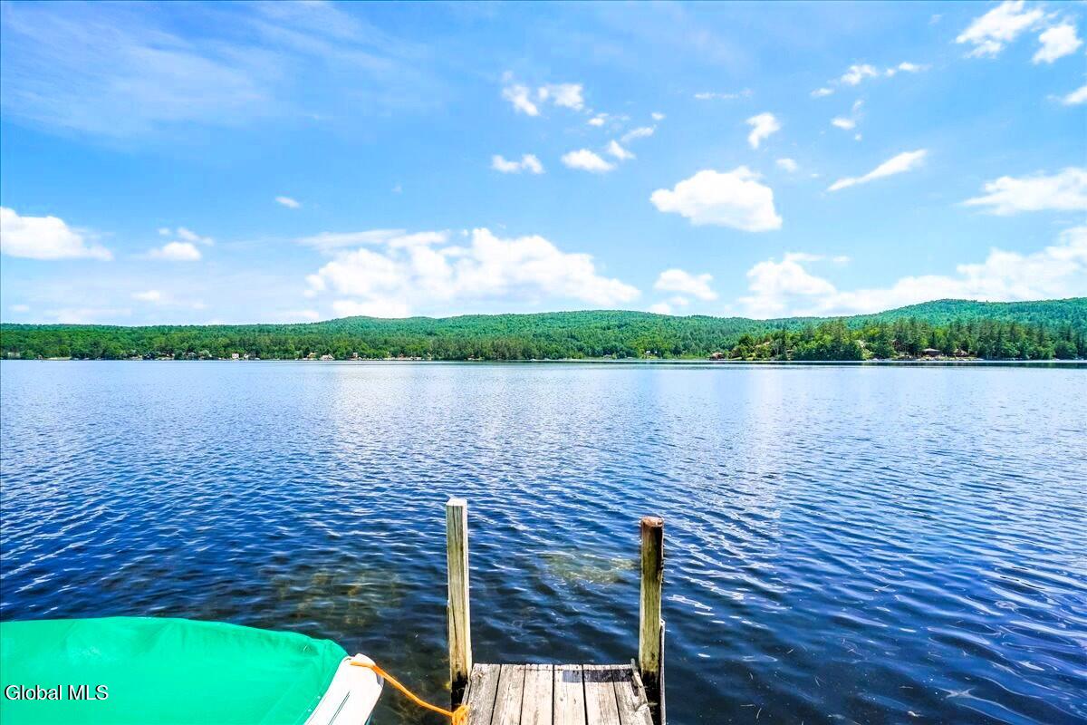 9 Chippewa Loop Brant Lake NY 12815