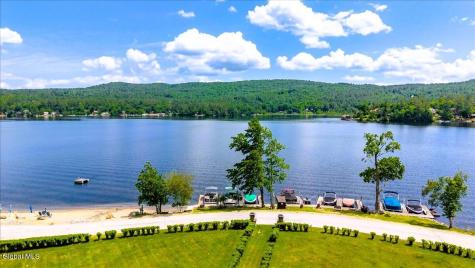 9 Chippewa Loop Brant Lake NY 12815