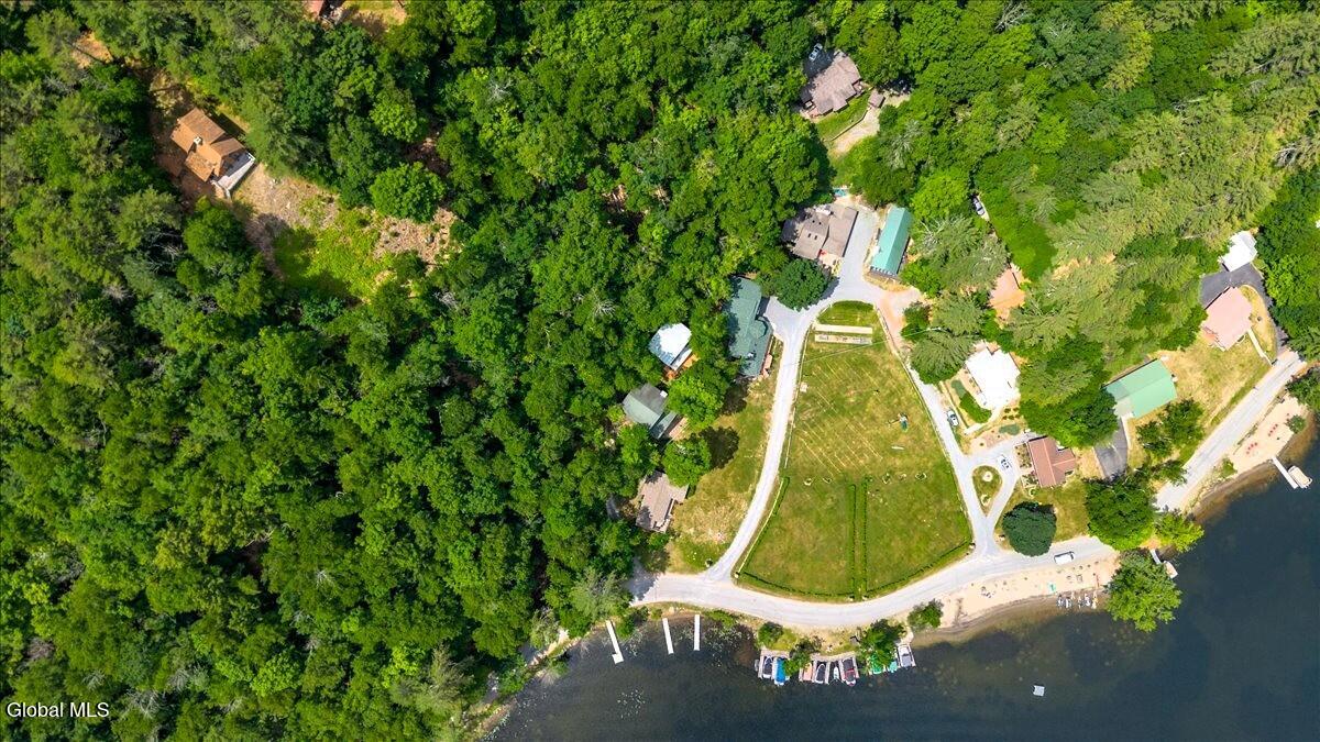 9 Chippewa Loop Brant Lake NY 12815