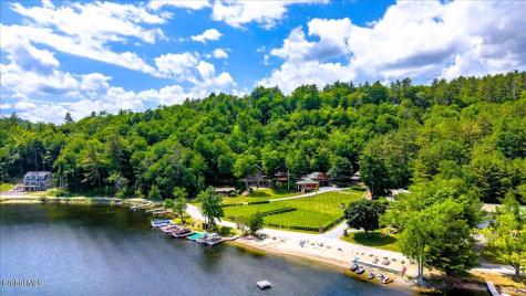 9 Chippewa Loop Brant Lake NY 12815