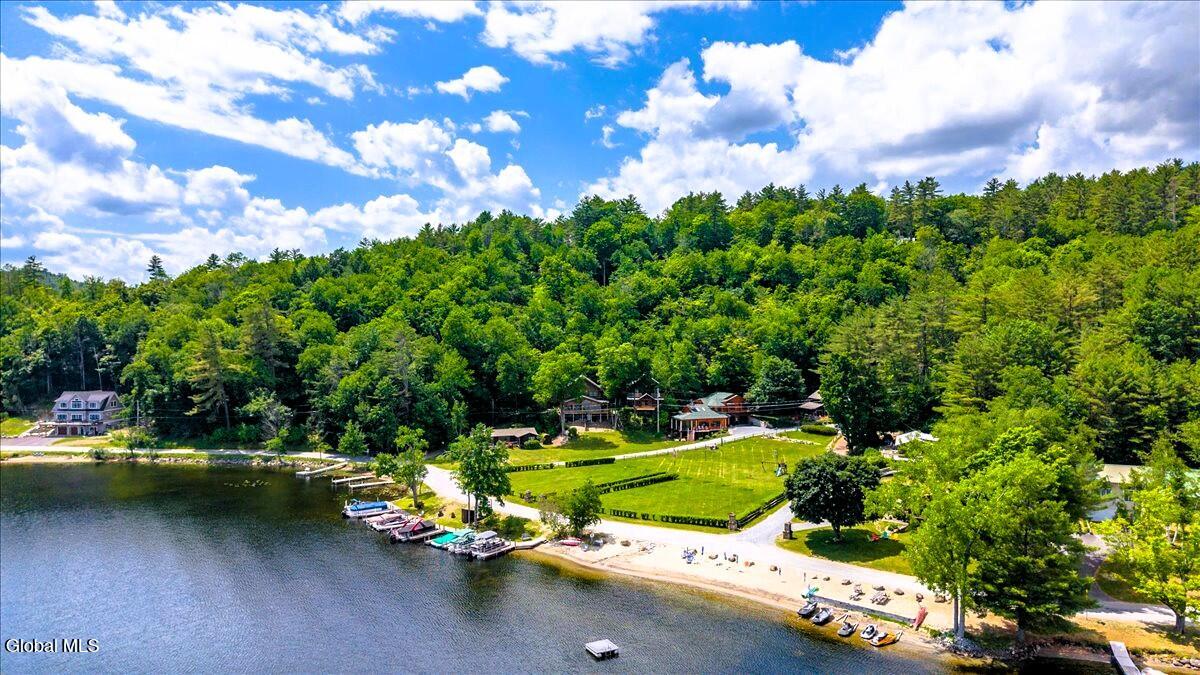 9 Chippewa Loop Brant Lake NY 12815