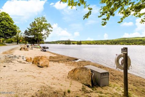 9 Chippewa Loop Brant Lake NY 12815