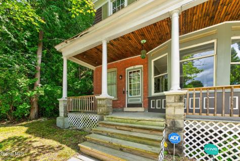 17 Northampton Road Amsterdam NY 12010
