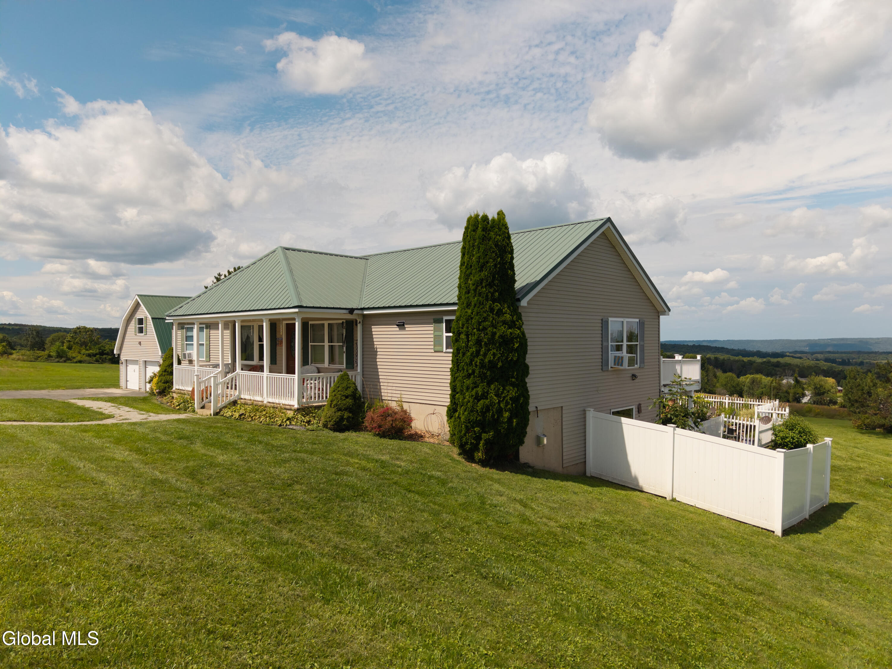 127 Firefly Meadow Road Fultonville NY 12072