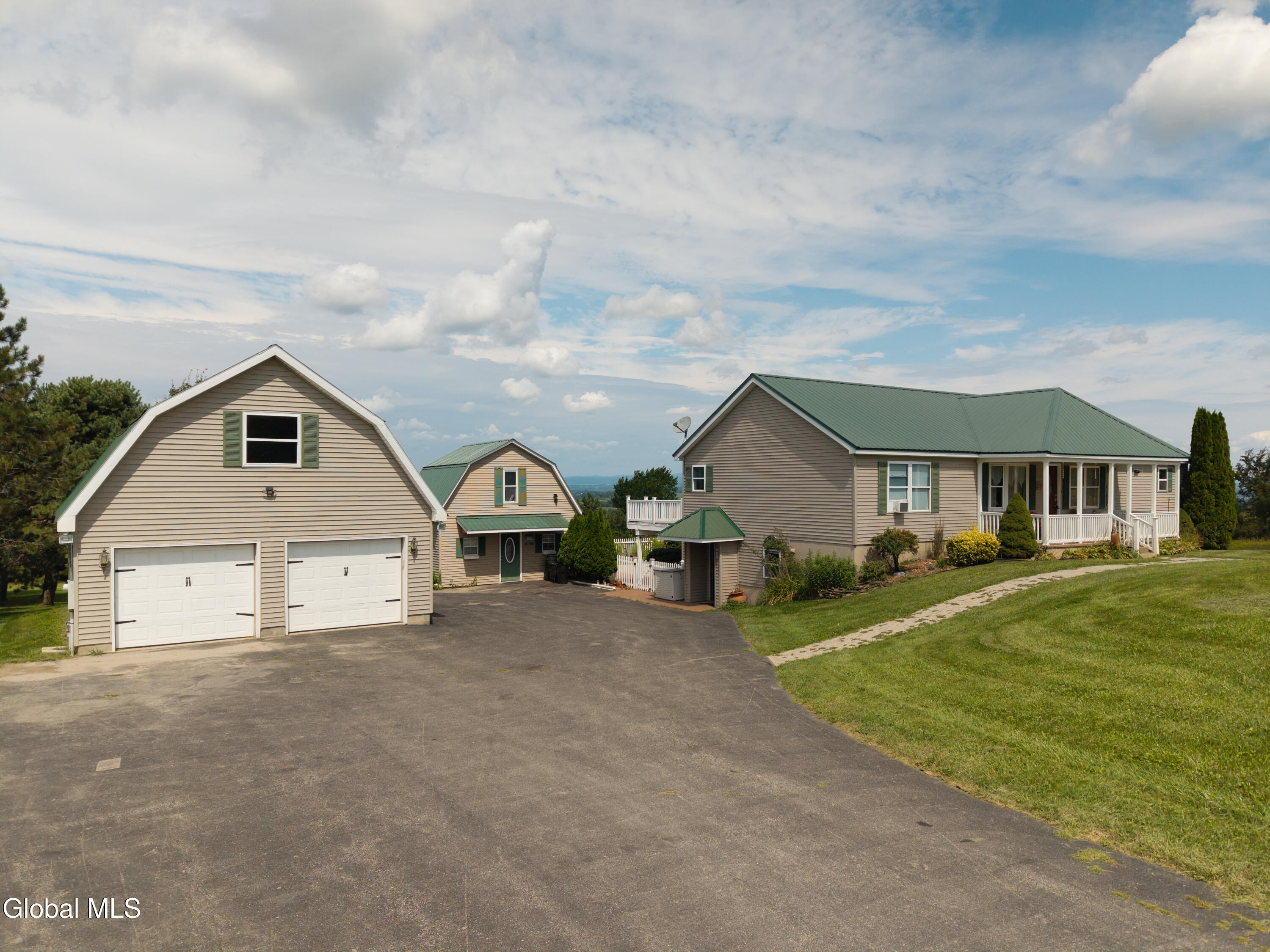 127 Firefly Meadow Road Fultonville NY 12072