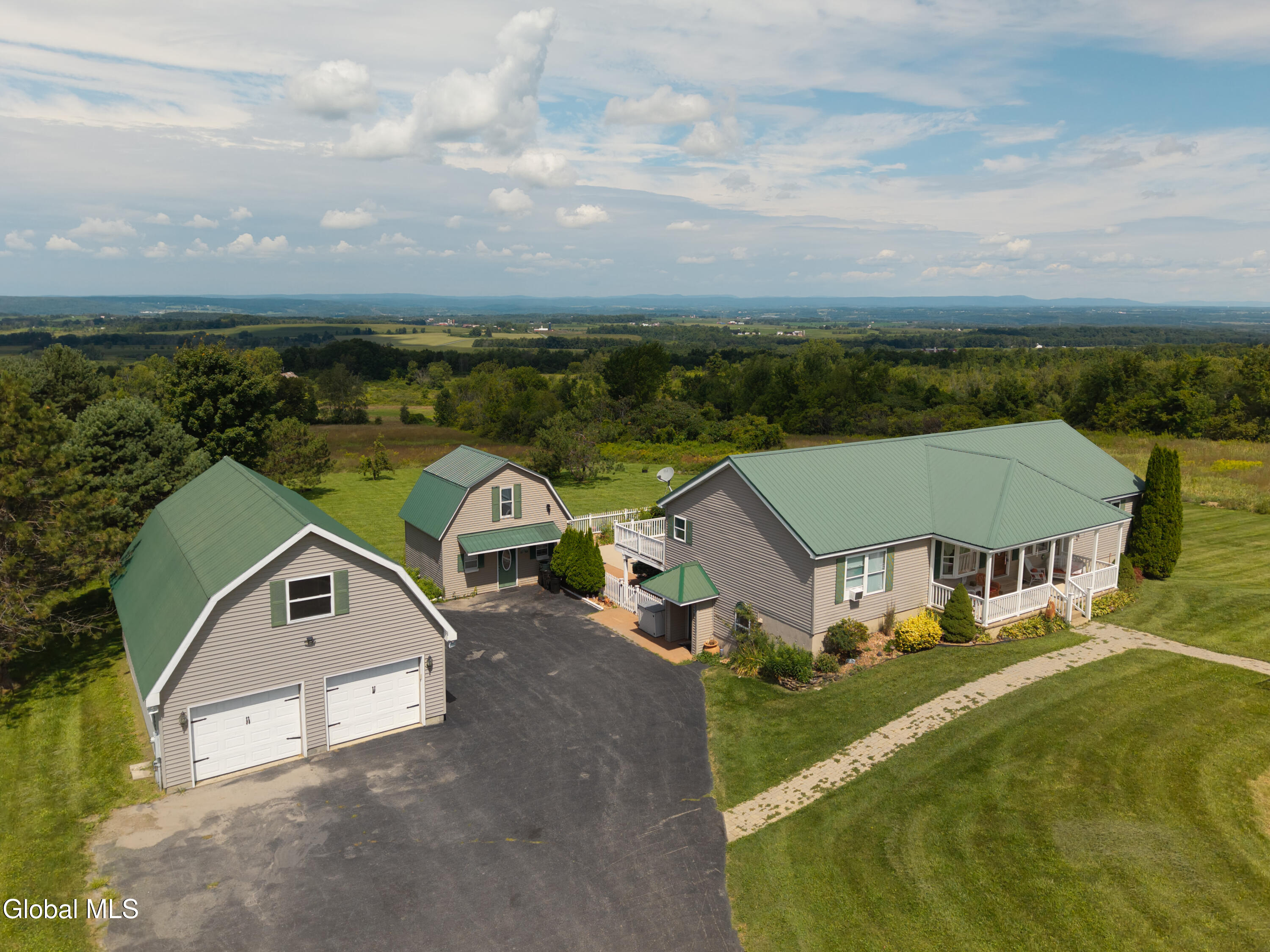 127 Firefly Meadow Road Fultonville NY 12072
