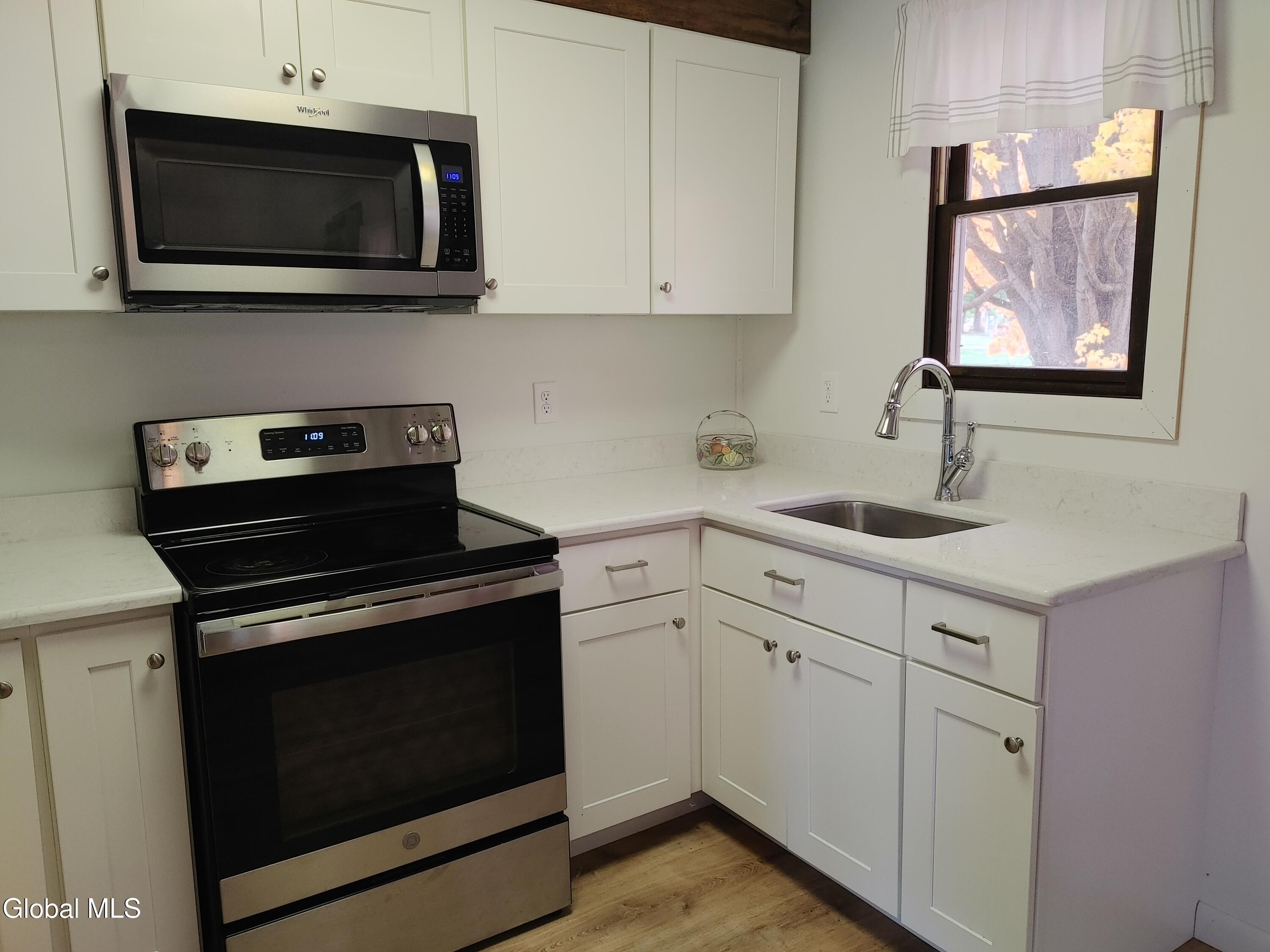 81 Ferry Road Crown Point NY 12928