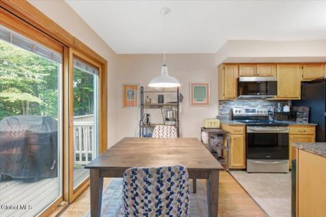 83 Woodside Drive Albany NY 12208