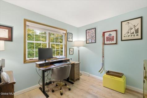 83 Woodside Drive Albany NY 12208
