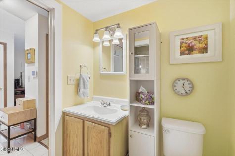 83 Woodside Drive Albany NY 12208