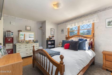 10 Tanglewood Road Albany NY 12205