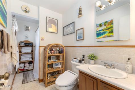 10 Tanglewood Road Albany NY 12205