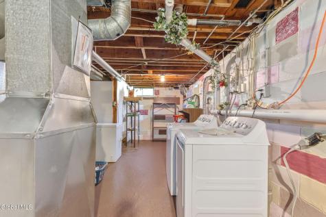 10 Tanglewood Road Albany NY 12205