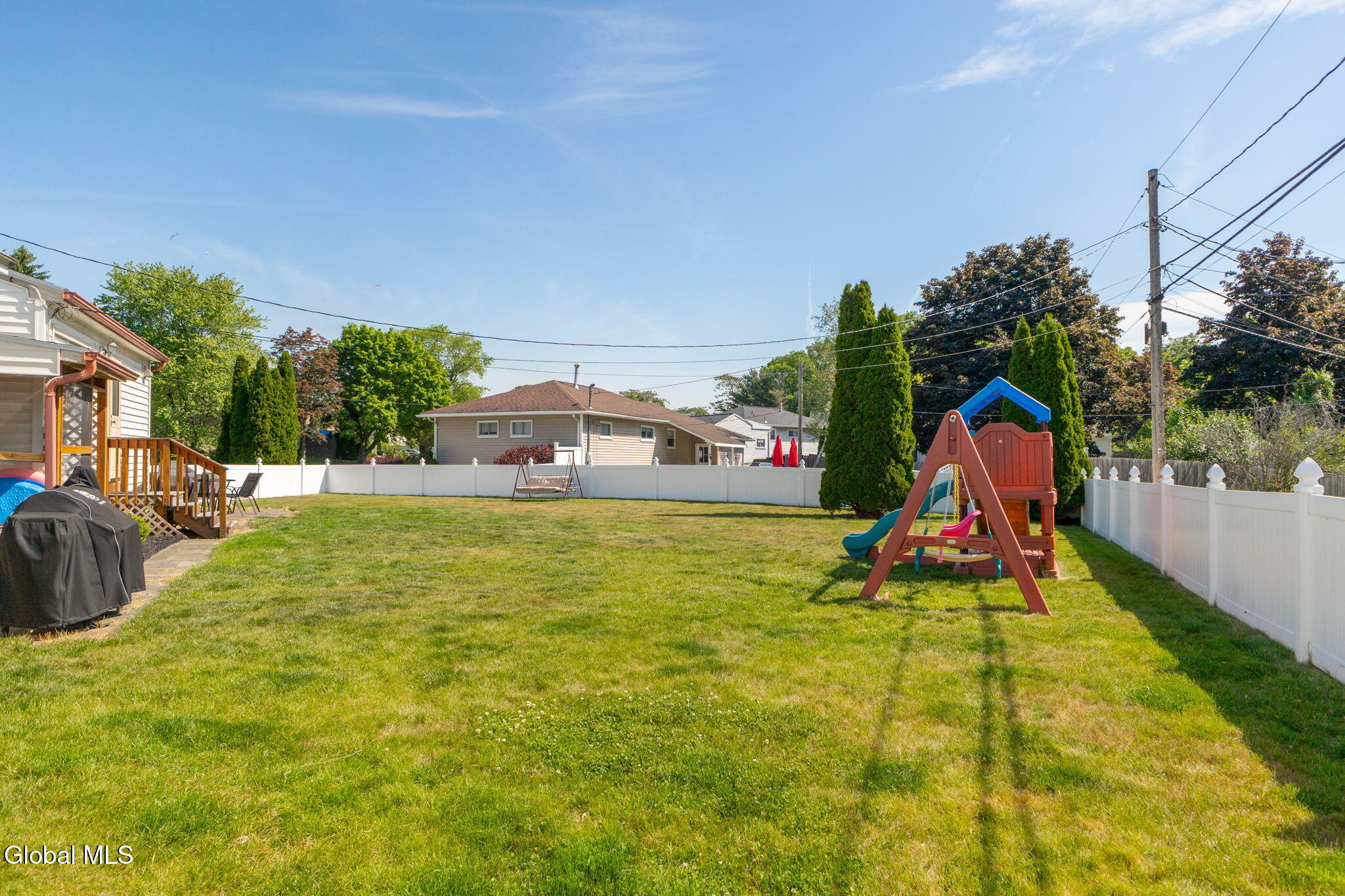 10 Tanglewood Road Albany NY 12205