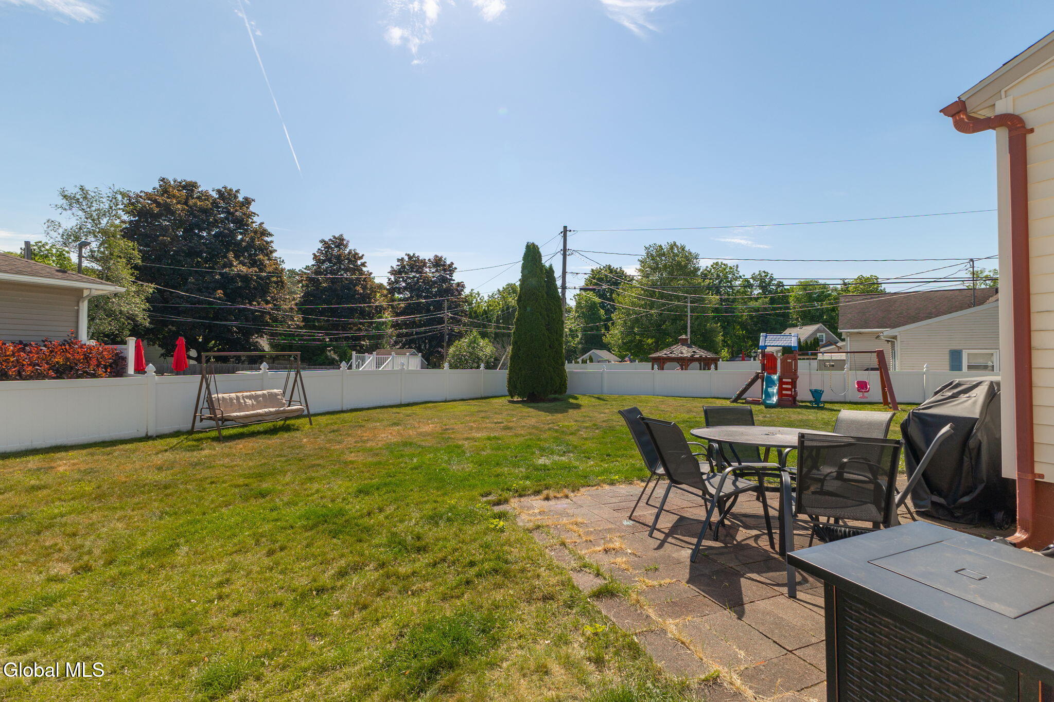 10 Tanglewood Road Albany NY 12205