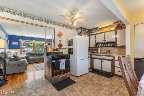 10 Tanglewood Road Albany NY 12205