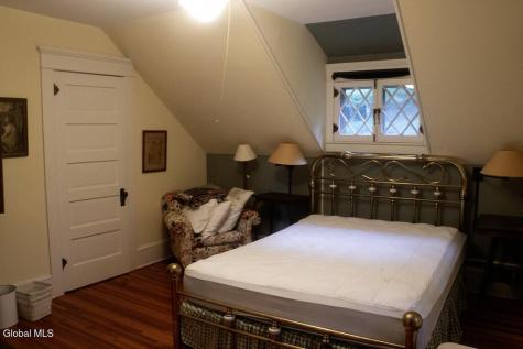 18 Tennis Court Hill Ticonderoga NY 12883