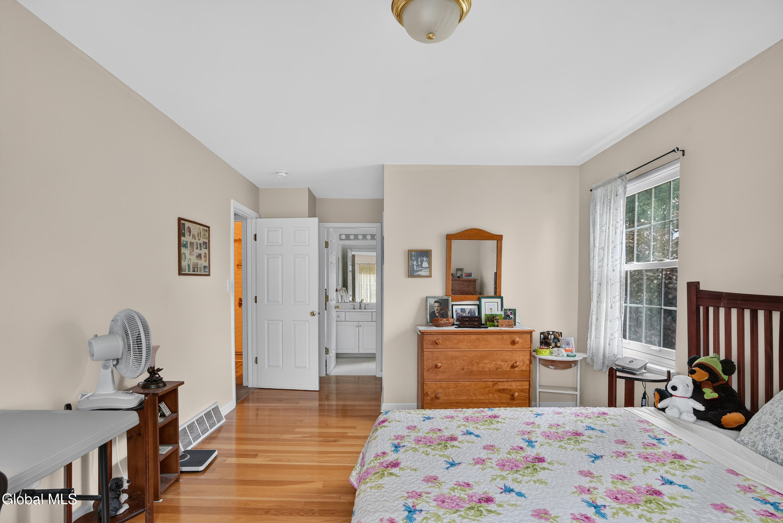 72 Holly Mill Road Selkirk NY 12158