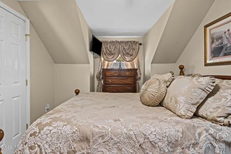 52 Troy Avenue Wynantskill NY 12198