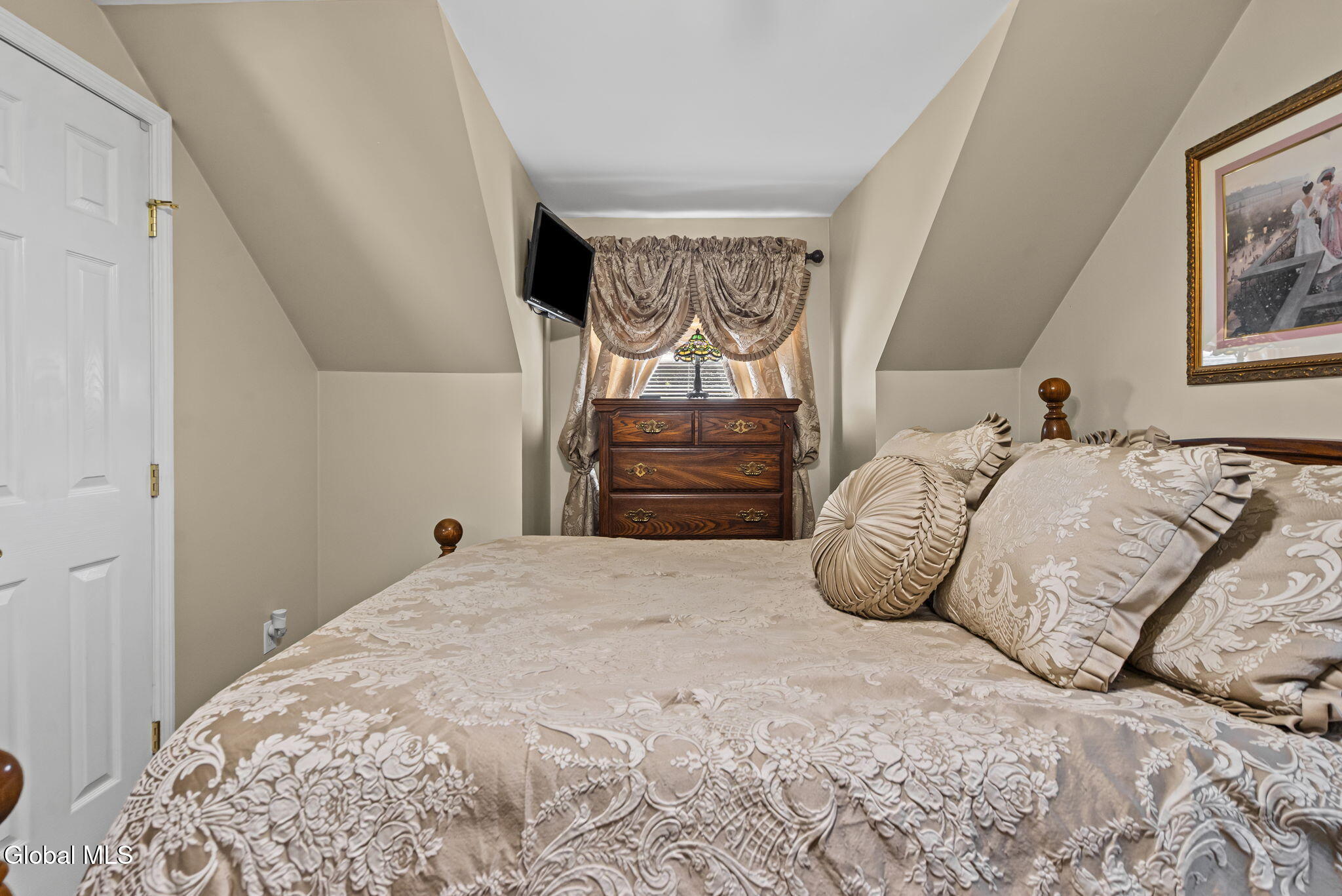 52 Troy Avenue Wynantskill NY 12198