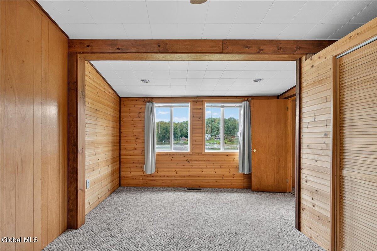 24 E Shore Drive East Berne NY 12059