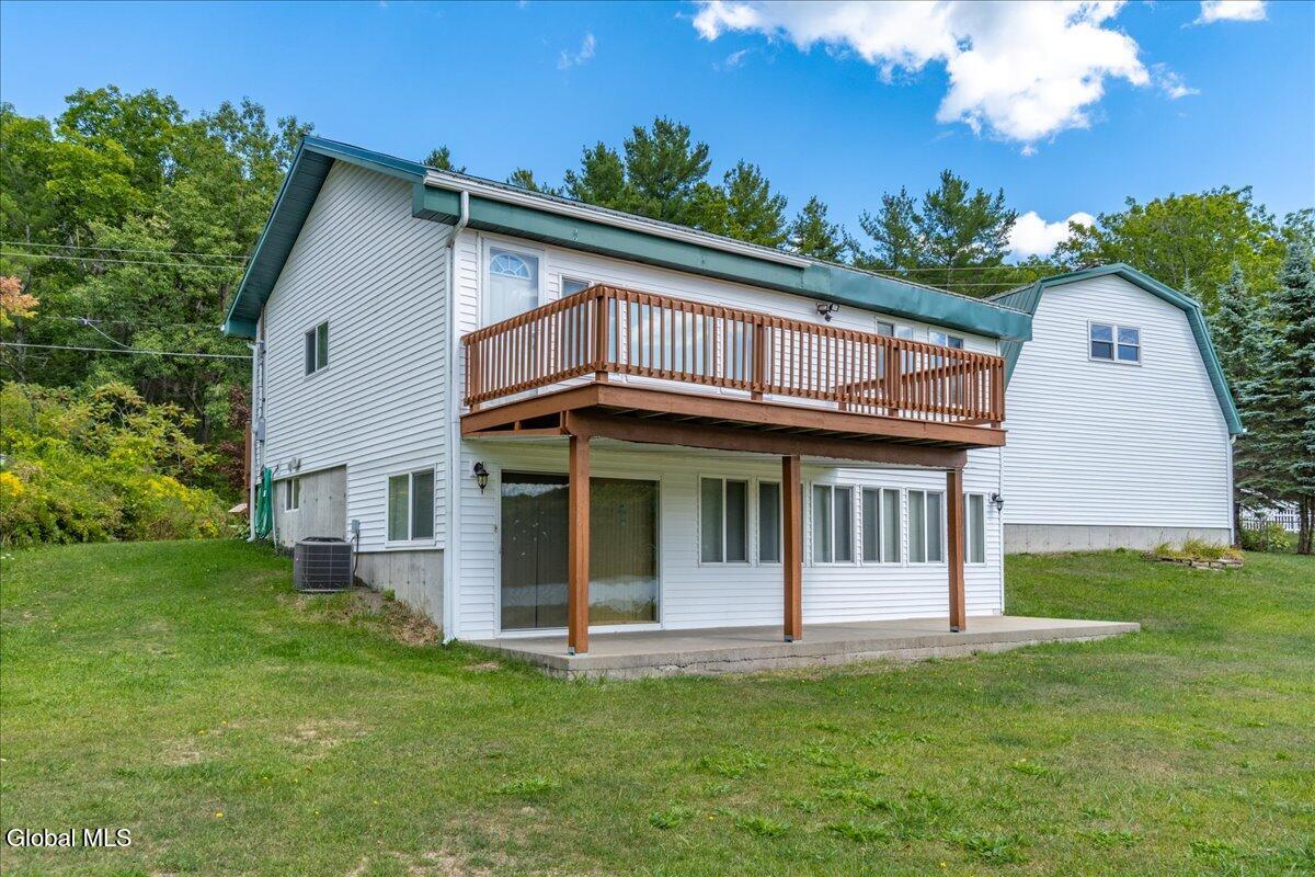 24 E Shore Drive East Berne NY 12059