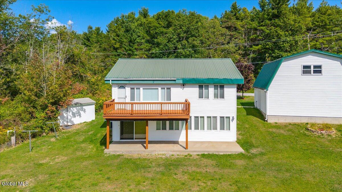24 E Shore Drive East Berne NY 12059