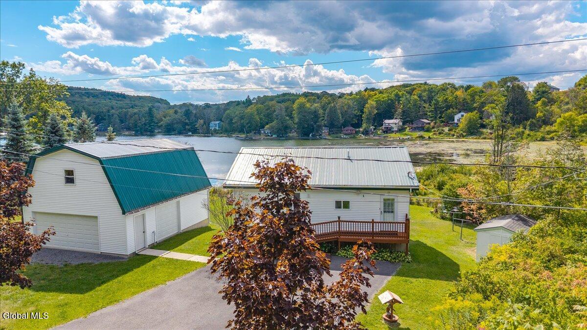 24 E Shore Drive East Berne NY 12059