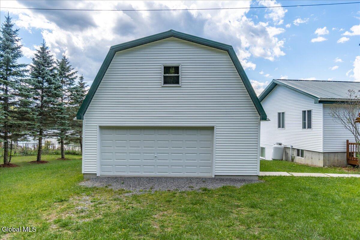24 E Shore Drive East Berne NY 12059