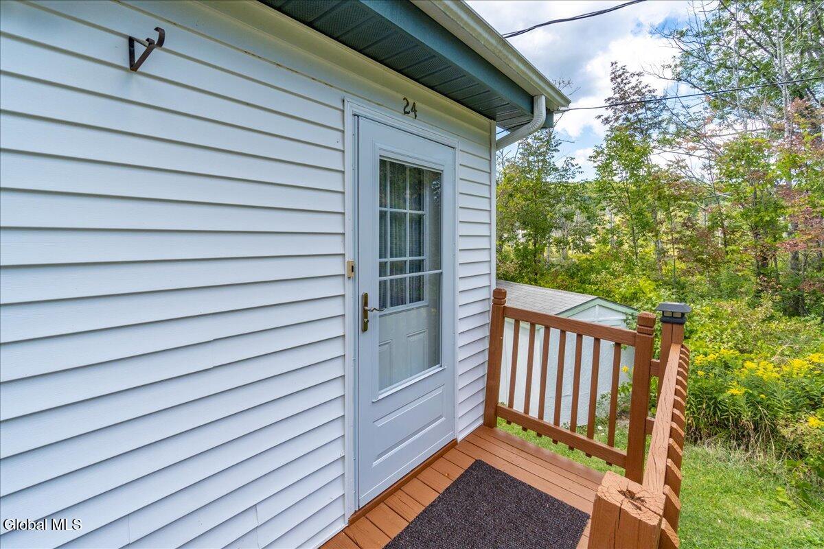 24 E Shore Drive East Berne NY 12059