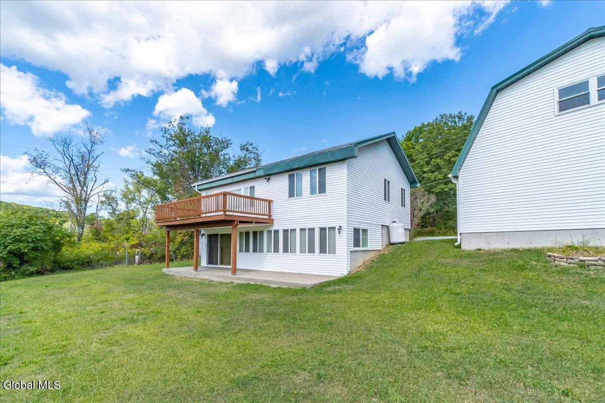 24 E Shore Drive East Berne NY 12059