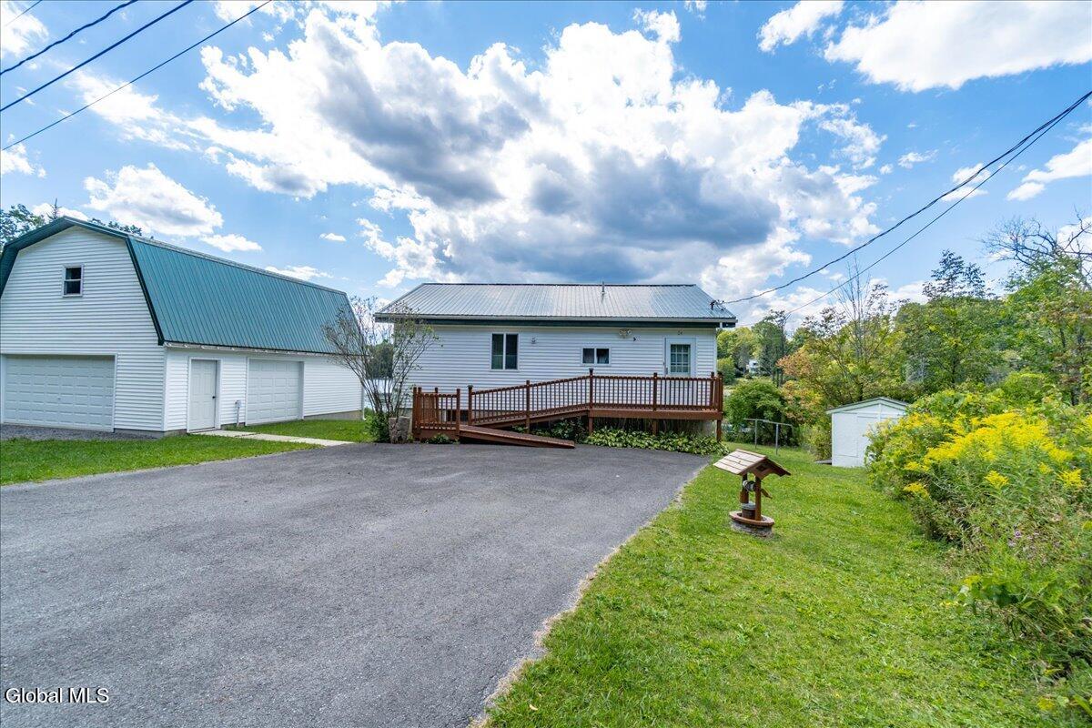 24 E Shore Drive East Berne NY 12059
