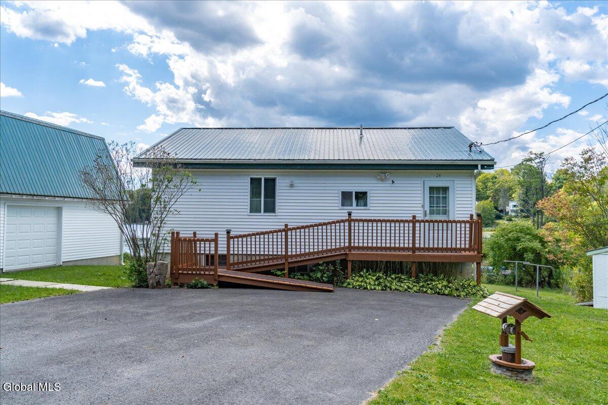 24 E Shore Drive East Berne NY 12059