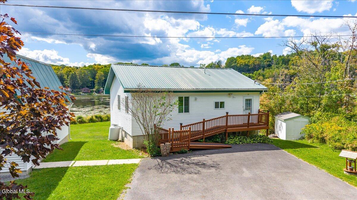 24 E Shore Drive East Berne NY 12059