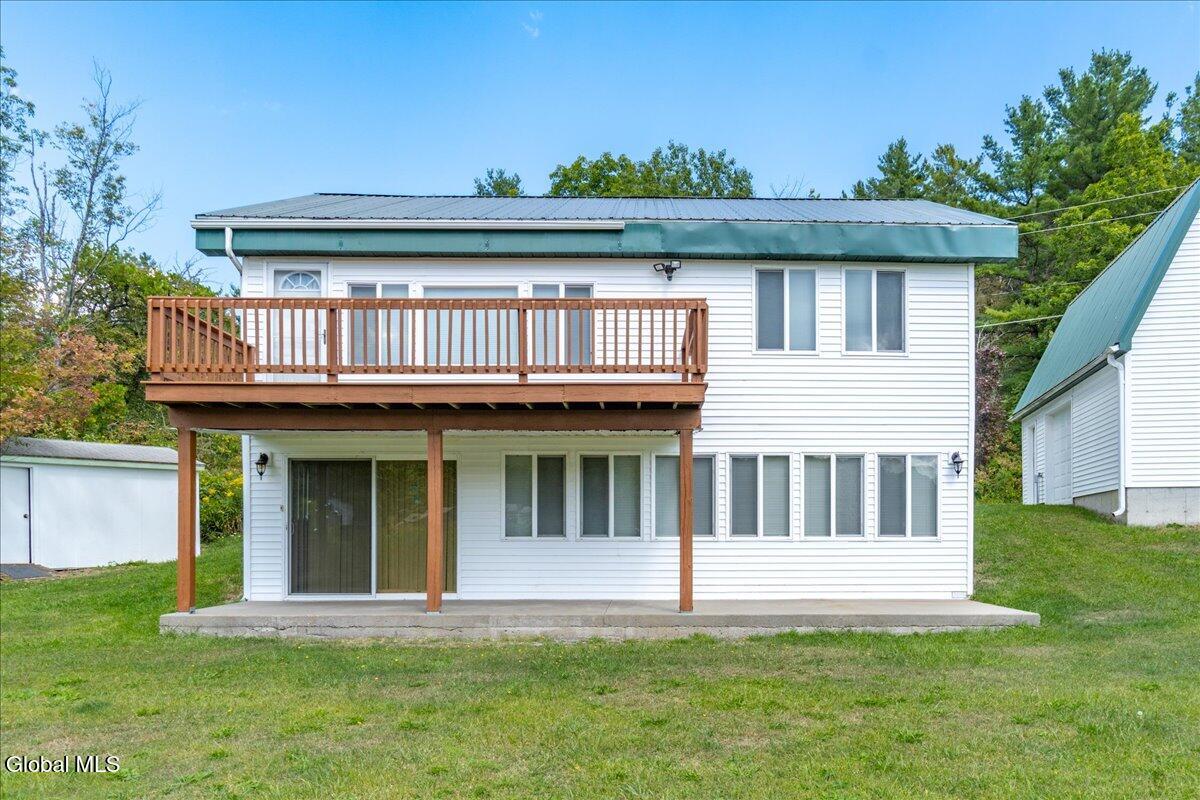 24 E Shore Drive East Berne NY 12059