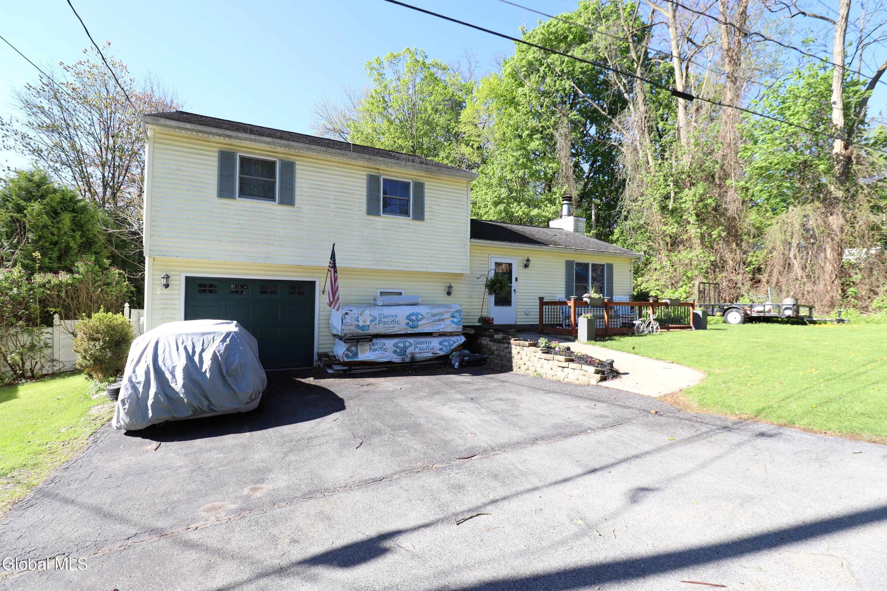13 Arlington Street Glens Falls NY 12801