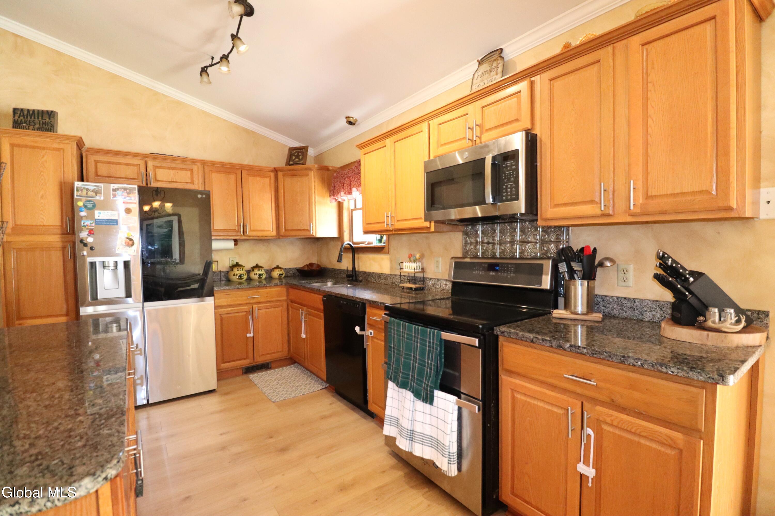 13 Arlington Street Glens Falls NY 12801