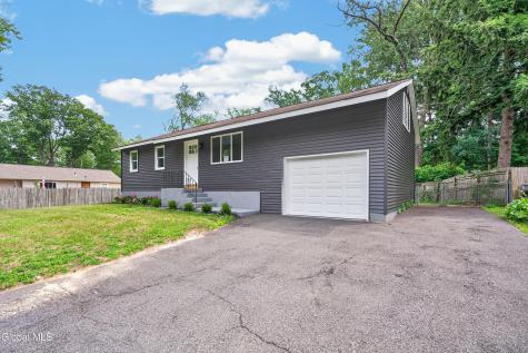 3 Karista Spring Drive Saratoga Springs NY 12866