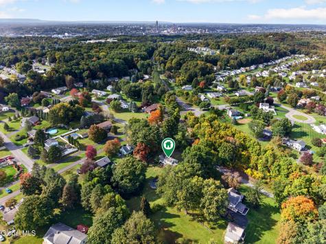 153 Old Red Mill Road Rensselaer NY 12144