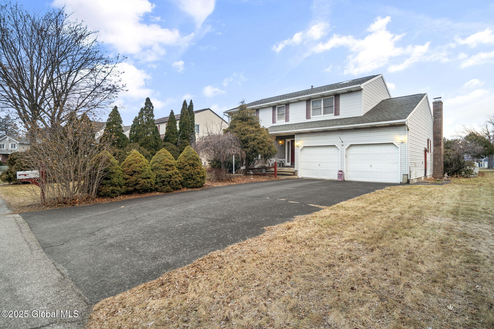 30 Huntleigh Drive Loudonville NY 12211