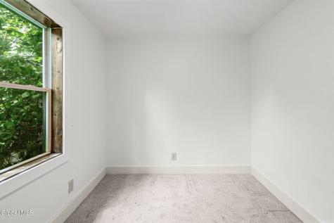 51 4th Avenue Gloversville NY 12078