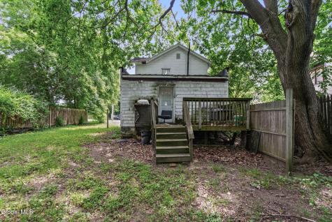 51 4th Avenue Gloversville NY 12078