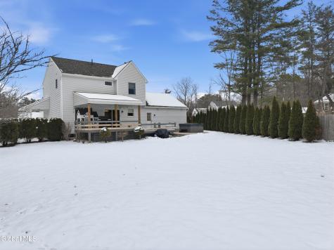 4 Kings Mill Court Colonie NY 12205