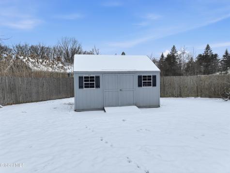 4 Kings Mill Court Colonie NY 12205