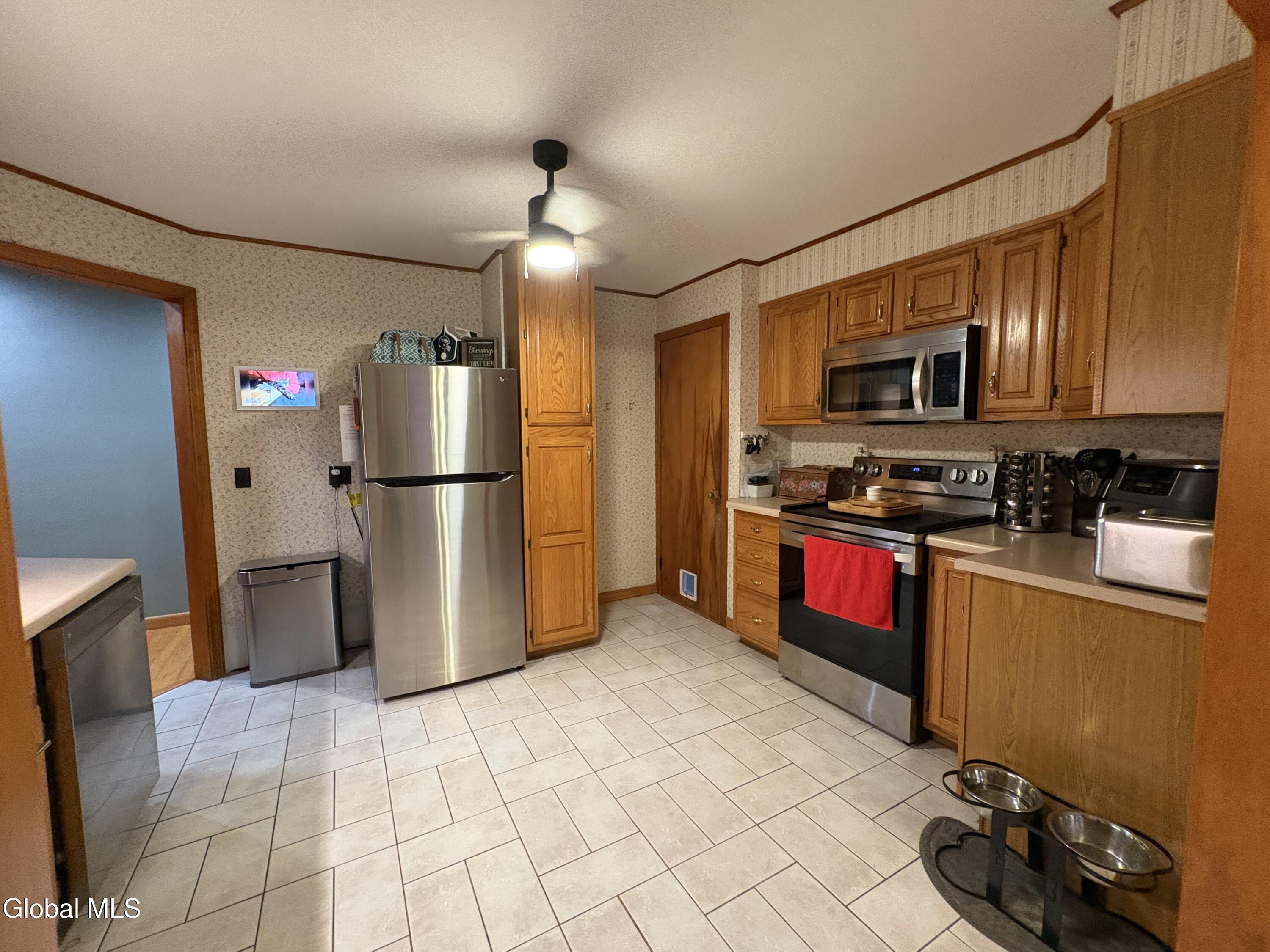 2714 Center Road Moriah NY 12960