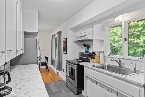 1 Woodin Road Halfmoon NY 12065