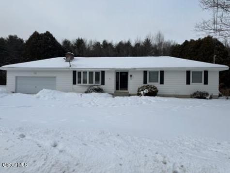 18 Bonner Drive Queensbury NY 12804