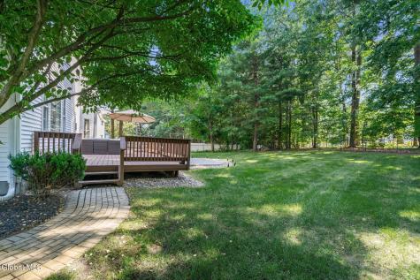22 Parkside Trail Ballston Lake NY 12019